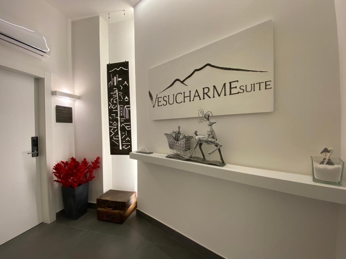 Vesucharme Suite Luxury Room Napels Buitenkant foto