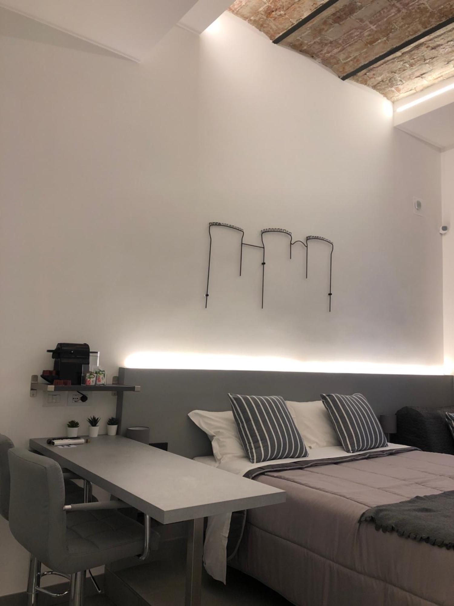 Vesucharme Suite Luxury Room Napels Buitenkant foto