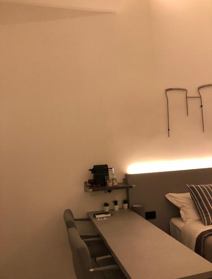 Vesucharme Suite Luxury Room Napels Buitenkant foto