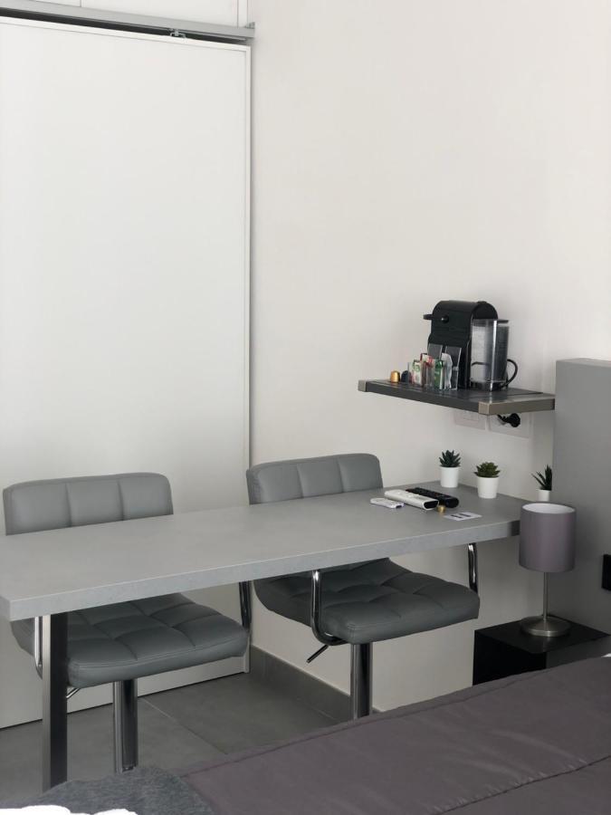 Vesucharme Suite Luxury Room Napels Buitenkant foto