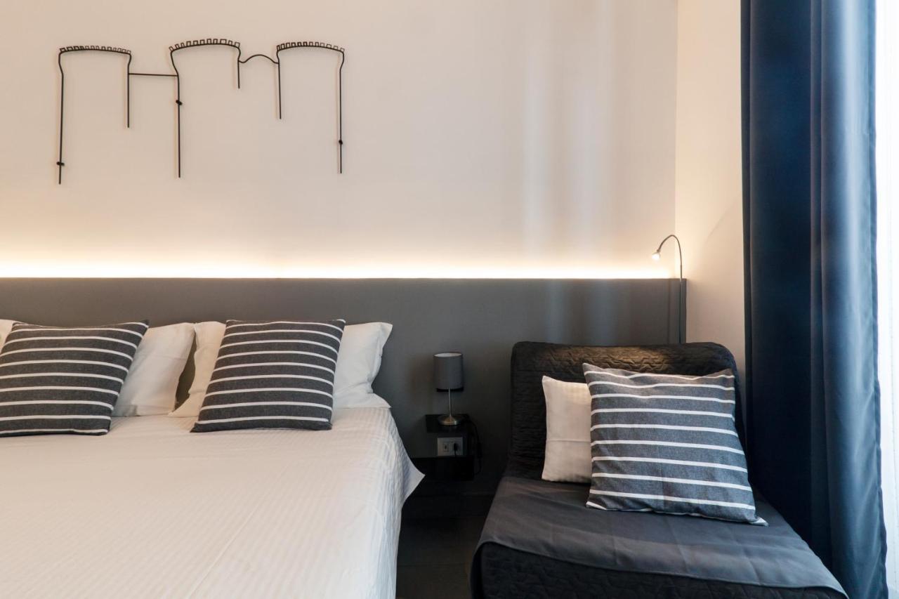 Vesucharme Suite Luxury Room Napels Buitenkant foto